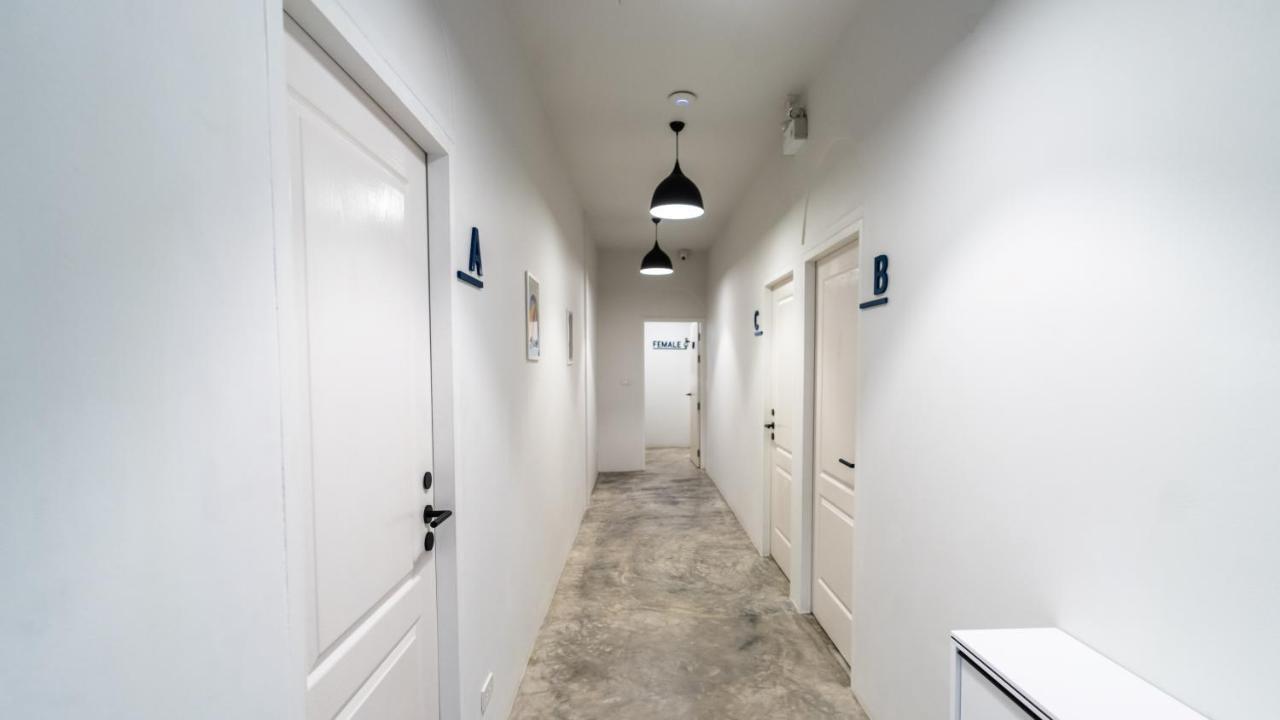 Pier 808 Hostel Бангкок Екстер'єр фото